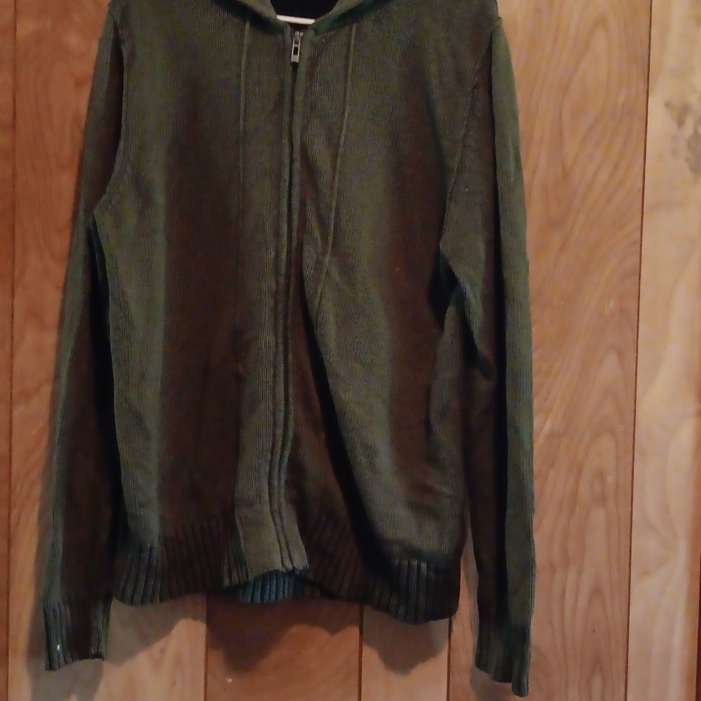 Sweater - Picture 2 of 4
